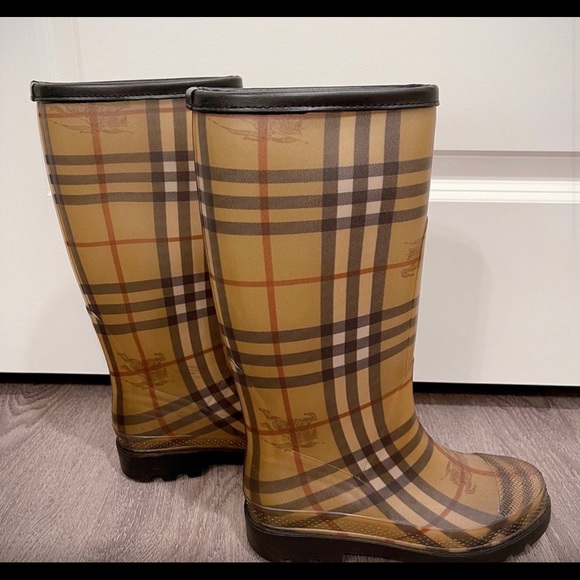 Burberry Rain boot - Picture 2 of 6